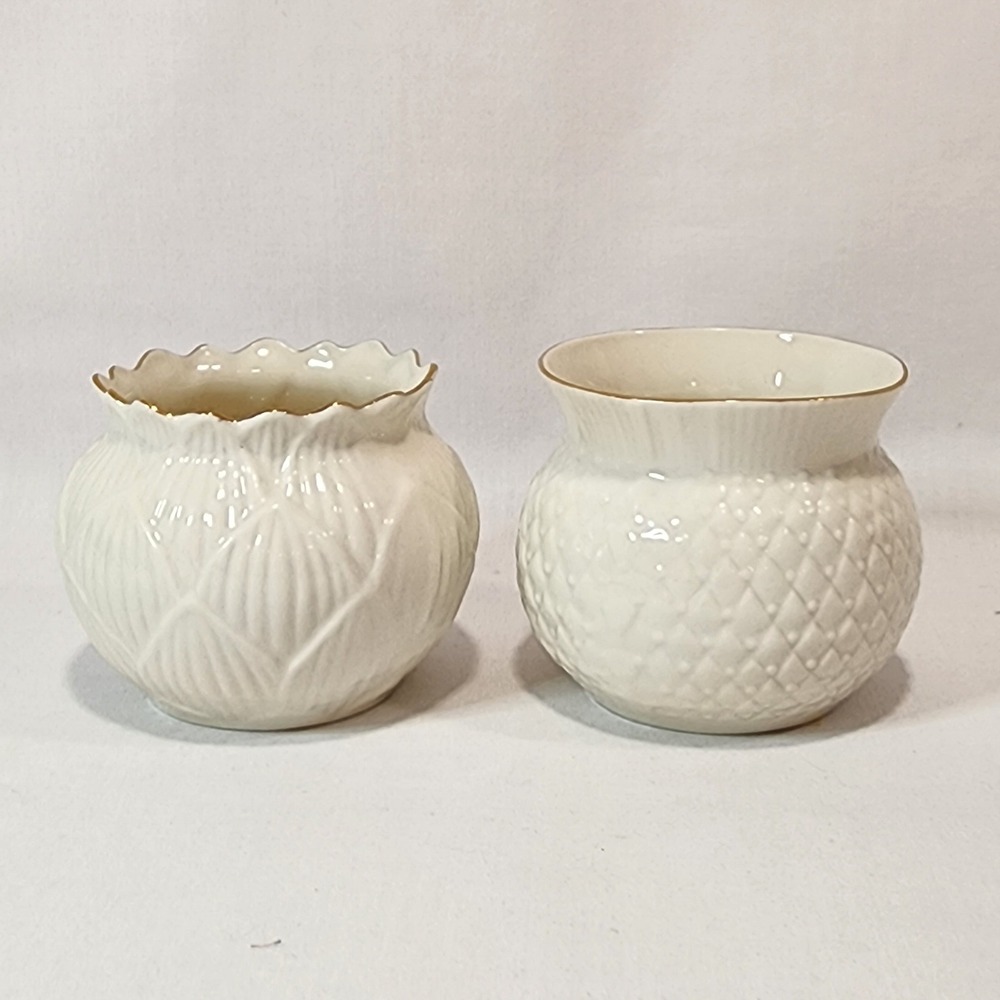 Belleek Collectors Society Thistle and Lily Parian China Bowls Set of 2‎ Ireland